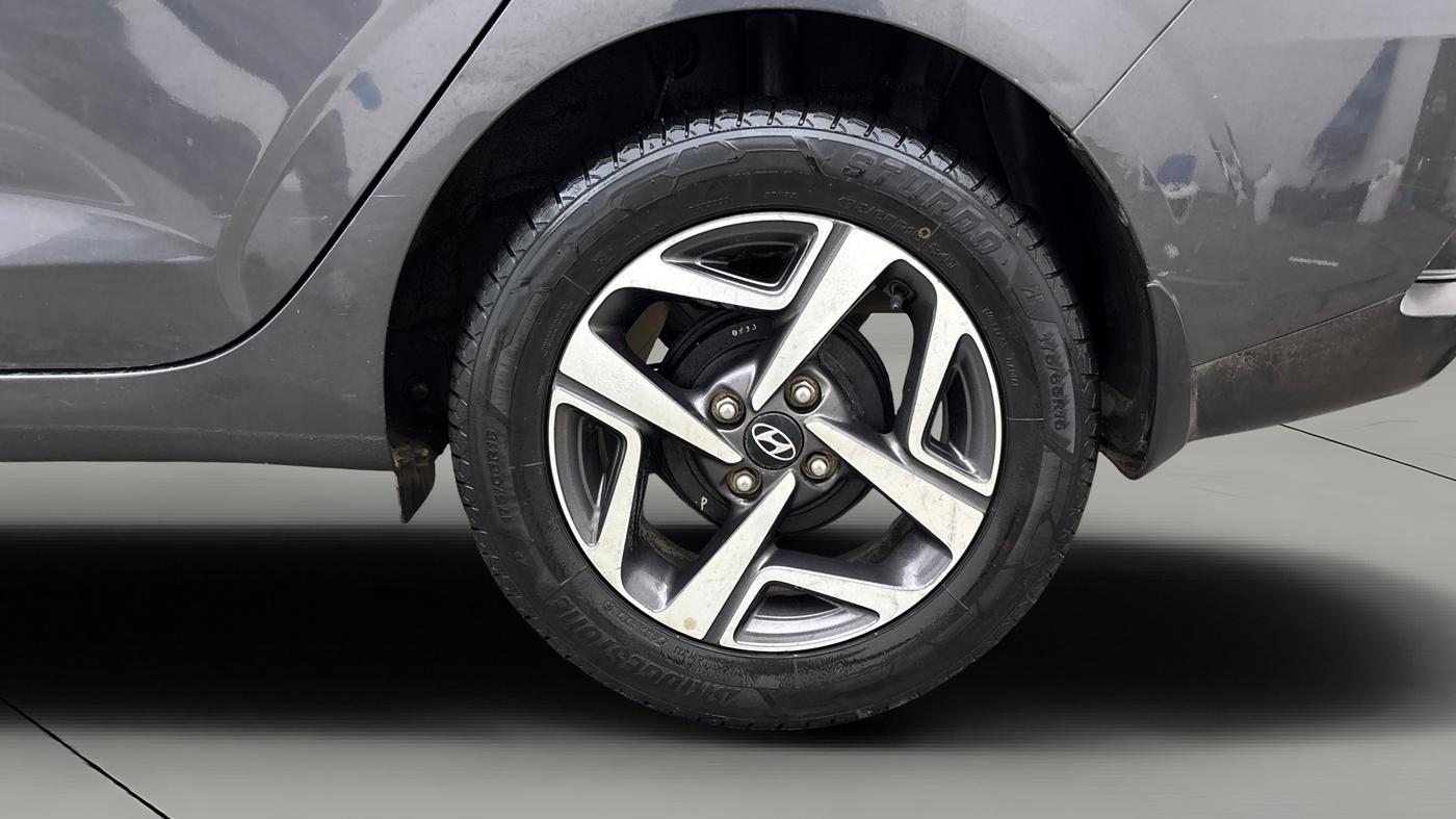 2022 Hyundai AURA SX 1.2 (O), Petrol, Manual, 46,489 km, Left Rear Wheel