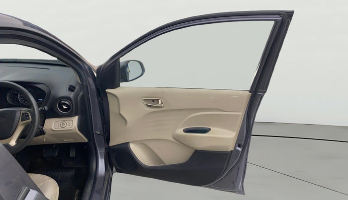 2019 Hyundai NEW SANTRO SPORTZ AMT, Petrol, Automatic, 42,131 km, RHS Front Door