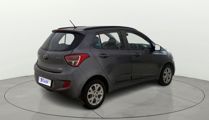 2016 Hyundai Grand i10 SPORTZ 1.2 KAPPA VTVT, Petrol, Manual, 68,800 km, Right Back Diagonal