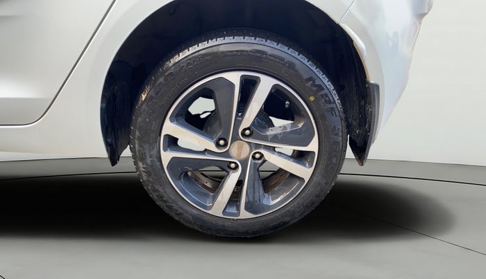 2023 Tata ALTROZ XZ PLUS PETROL, Petrol, Manual, 10,089 km, Left Rear Wheel