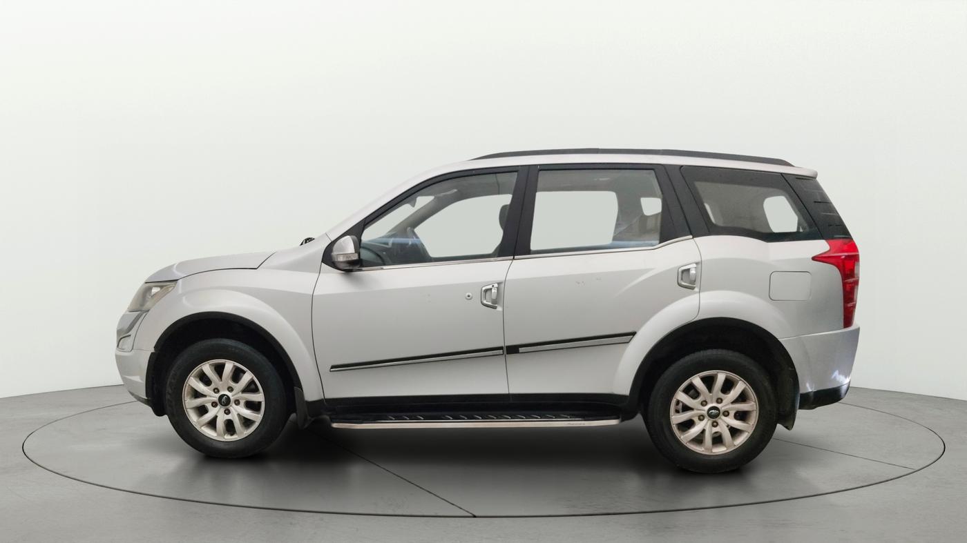 2016 Mahindra XUV500 W10, Diesel, Manual, 1,15,976 km, Left Side