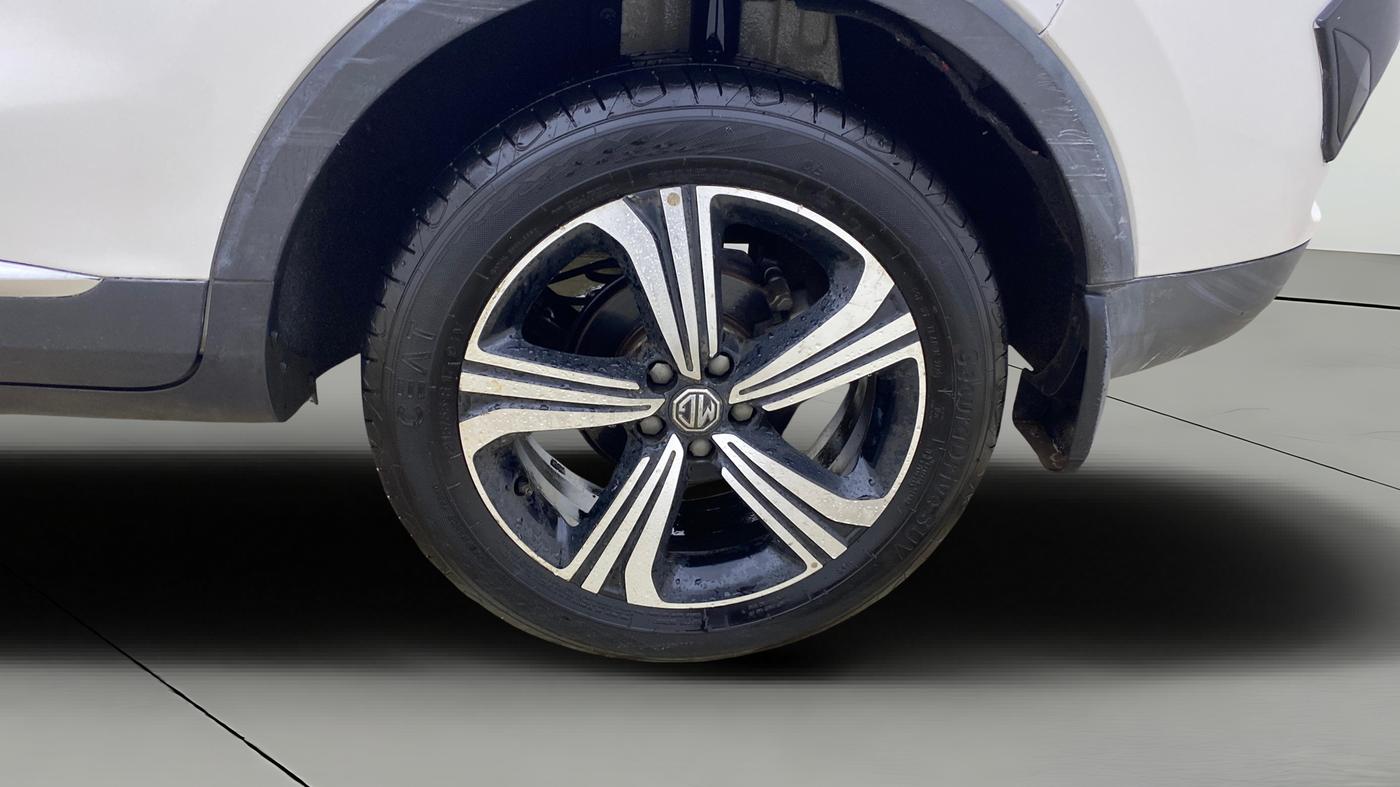 2022 MG ASTOR SHARP 1.5 MT, Petrol, Manual, 36,730 km, Left Rear Wheel