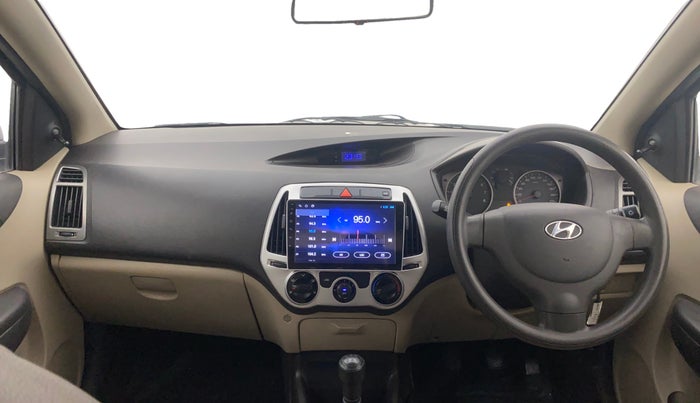 2013 Hyundai i20 MAGNA 1.2, Petrol, Manual, 78,625 km, Dashboard
