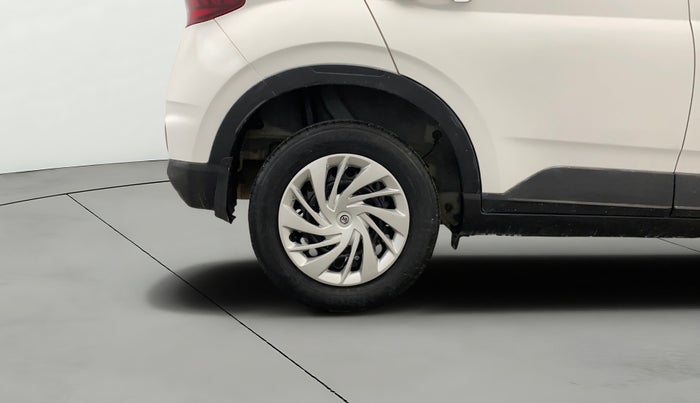 2021 Hyundai VENUE S 1.2, Petrol, Manual, 87,932 km, Right Rear Wheel