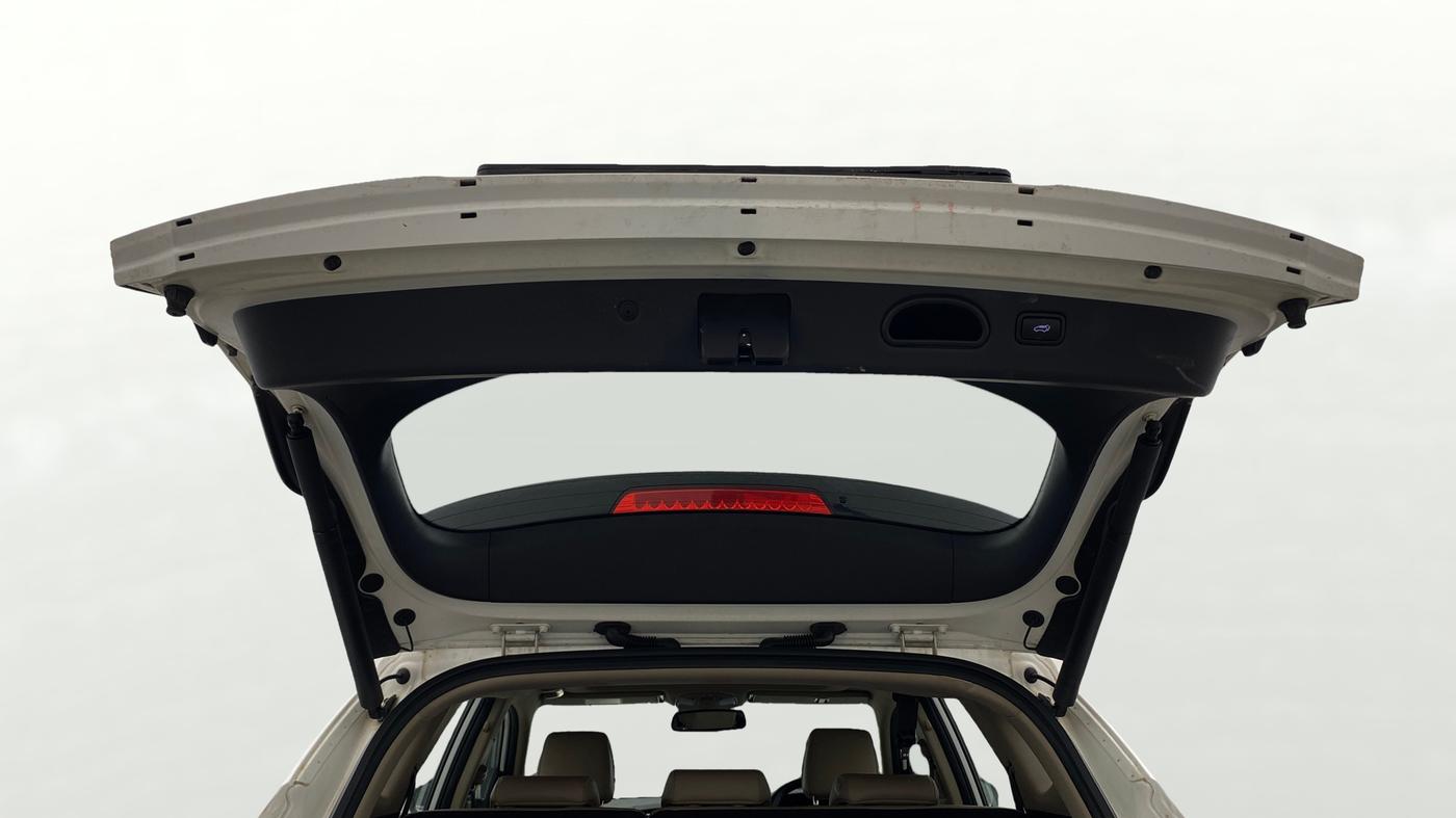 2019 Hyundai Tucson GLS 2WD AT PETROL, Petrol, Automatic, 1,12,737 km, Boot Door Open