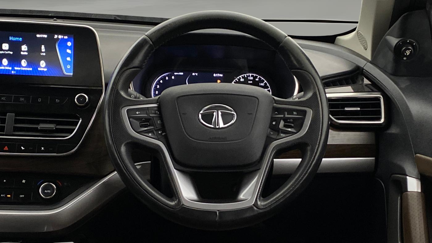 2019 Tata Harrier XZ 2.0L, Diesel, Manual, 99,169 km, Steering Wheel Close Up
