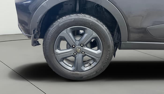 2022 Tata NEXON XZA PLUS (L) DARK EDITION, Petrol, Automatic, 65,940 km, Right Rear Wheel