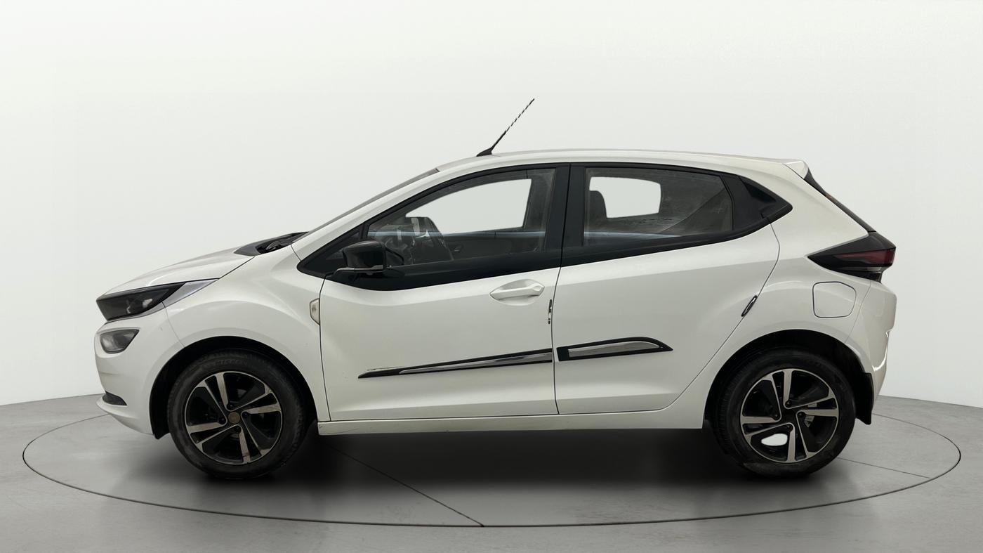 2020 Tata ALTROZ XZ PETROL, Petrol, Manual, 75,469 km, Left Side