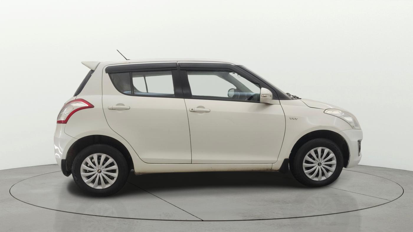 2017 Maruti Swift VXI, Petrol, Manual, 40,844 km, Right Side View