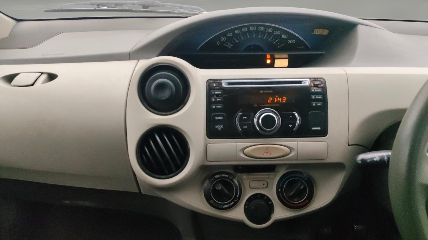 2013 Toyota Etios Liva G, Petrol, Manual, 65,995 km, Air Conditioner