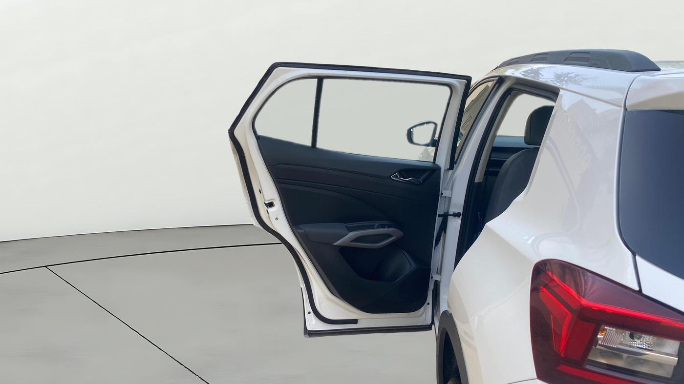 2025 Skoda Kylaq Signature AT, Petrol, Automatic, 9,569 km, LHS Rear Door