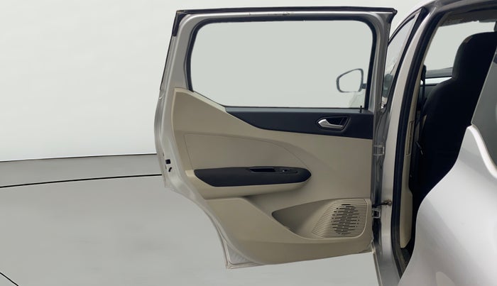 2020 Renault TRIBER RXZ AMT, Petrol, Automatic, 20,552 km, LHS Rear Door