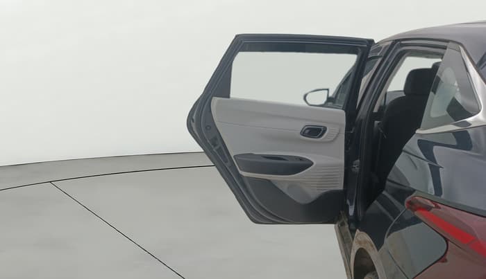 2024 Hyundai NEW I20 Sportz (O) 1.2 IVT, Petrol, Automatic, 9,611 km, LHS Rear Door