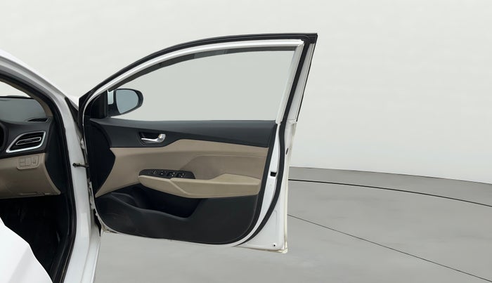 2021 Hyundai Verna S PLUS 1.5 VTVT, Petrol, Manual, 33,753 km, RHS Front Door