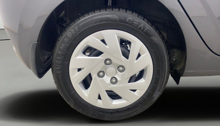 2023 Hyundai GRAND I10 NIOS MAGNA AMT 1.2 KAPPA VTVT, Petrol, Automatic, 7,137 km, Right Rear Wheel