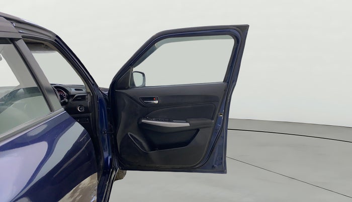 2021 Maruti Swift ZXI, Petrol, Manual, 63,314 km, RHS Front Door