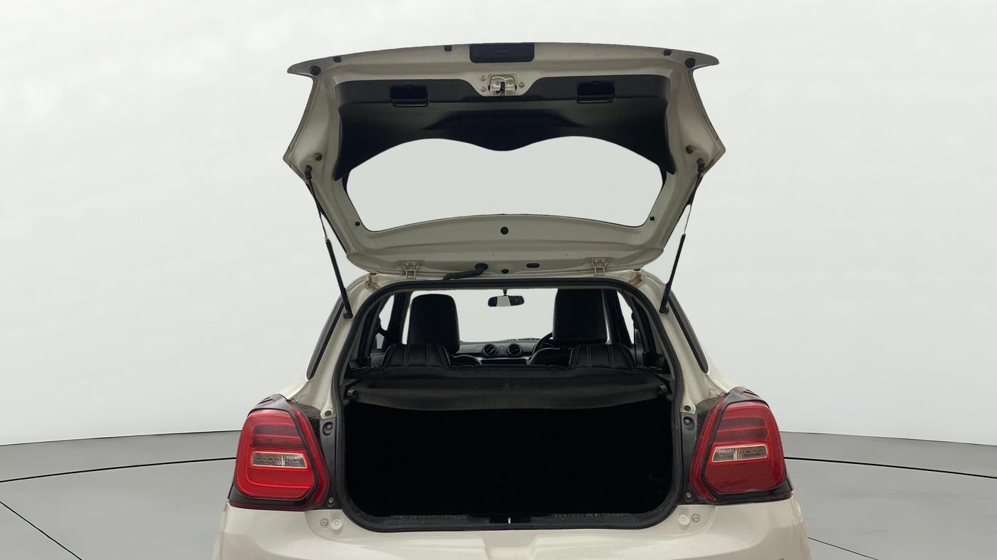2022 Maruti Swift VXI AMT, Petrol, Automatic, 46,664 km, Boot Door Open