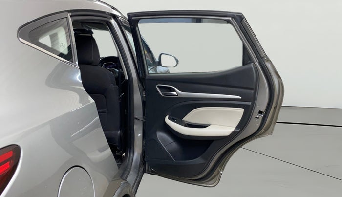 2022 MG ASTOR SUPER EX 1.5 MT, CNG, Manual, 71,103 km, RHS Rear Door