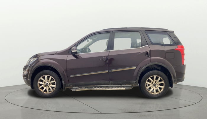 2017 Mahindra XUV500 W10 AT, Diesel, Automatic, 90,254 km, Left Side
