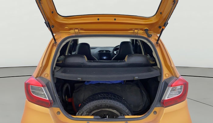 2016 Tata Tiago XT PETROL, CNG, Manual, 1,15,645 km, Boot Open Zoomed View