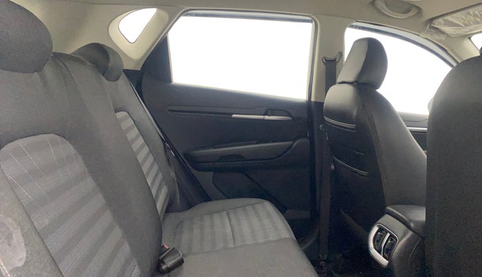 2021 KIA SONET HTK PLUS 1.0 DCT, Petrol, Automatic, 36,731 km, Right Side Rear Door Cabin