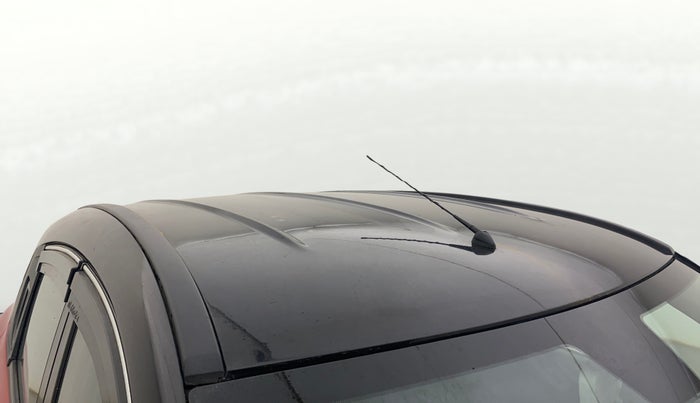 2018 Mahindra KUV 100 NXT K8 P 6 STR DUAL TONE, Petrol, Manual, 42,754 km, Roof