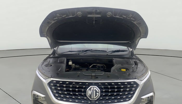 2022 MG HECTOR SHARP 1.5 CVT PETROL DUAL TONE, Petrol, Automatic, 17,166 km, Open Bonet