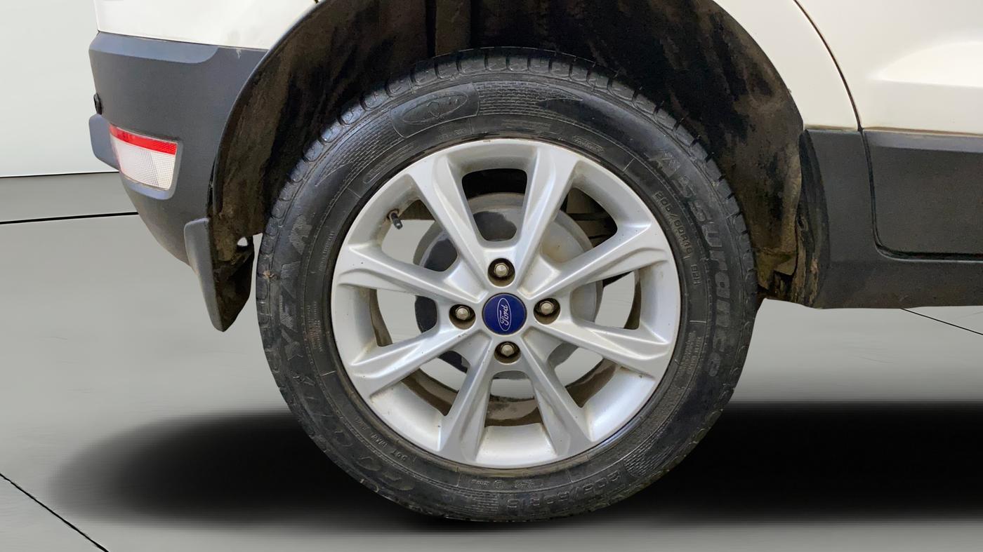 2020 Ford Ecosport TITANIUM 1.5L DIESEL, Diesel, Manual, 1,44,257 km, Right Rear Wheel