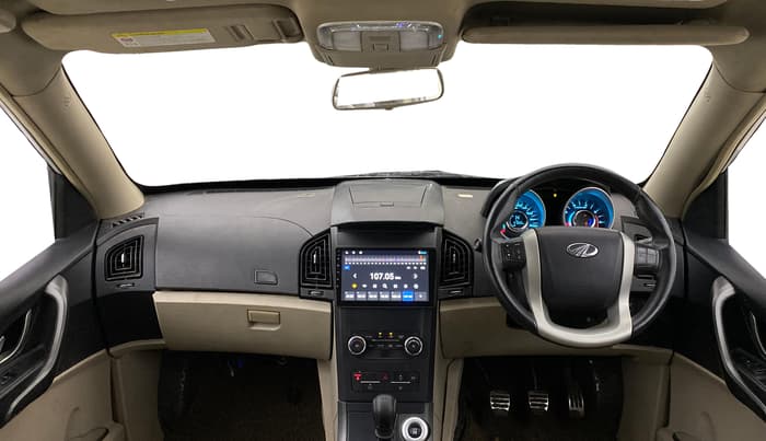 2015 Mahindra XUV500 W10, Diesel, Manual, 41,557 km, Dashboard