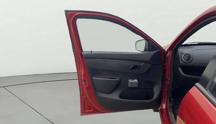 2018 Renault Kwid RXL, Petrol, Manual, 3,393 km, LHS Front Door