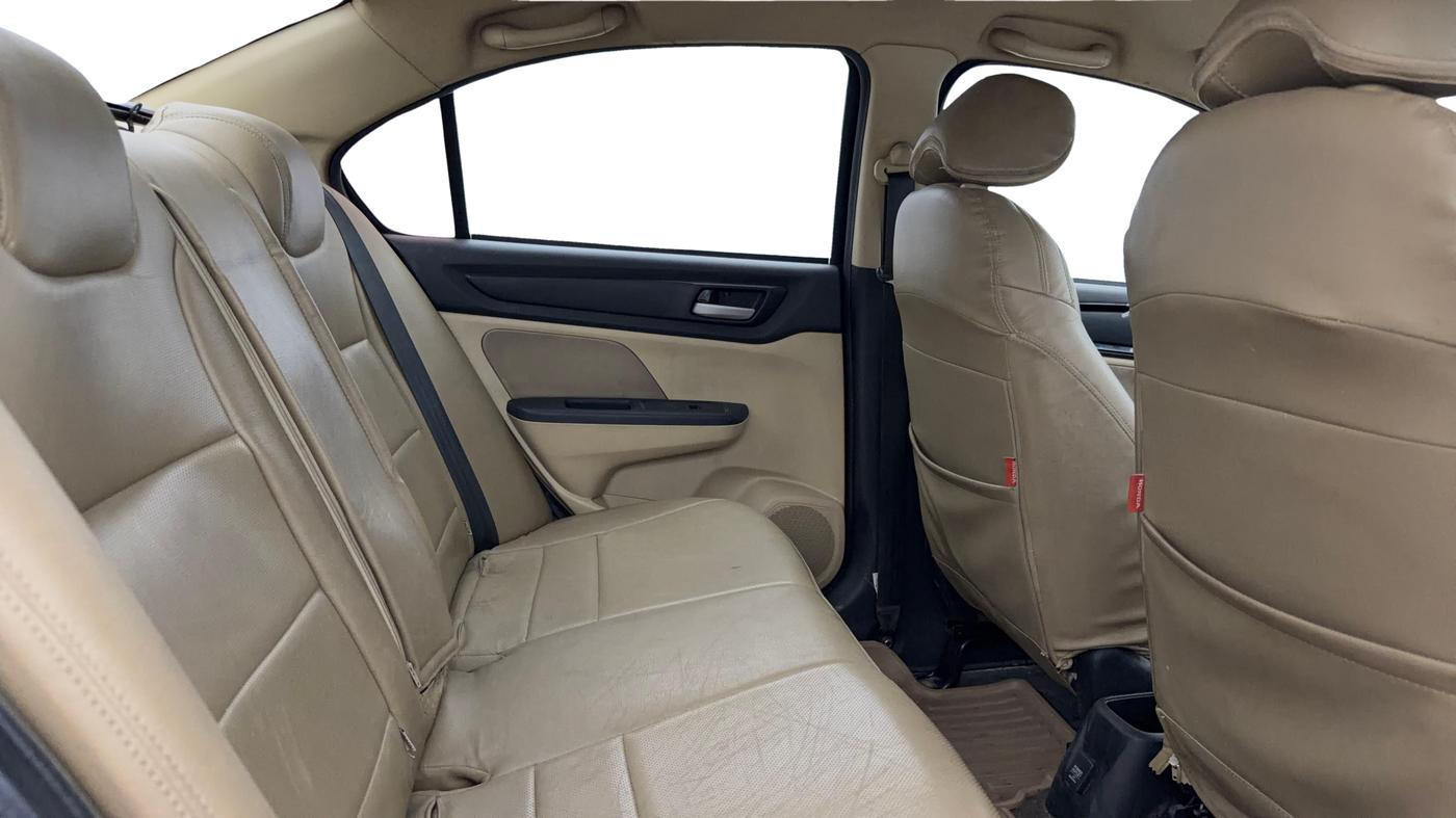 2018 Honda Amaze 1.2L I-VTEC V CVT, CNG, Automatic, 1,13,381 km, Right Side Rear Door Cabin