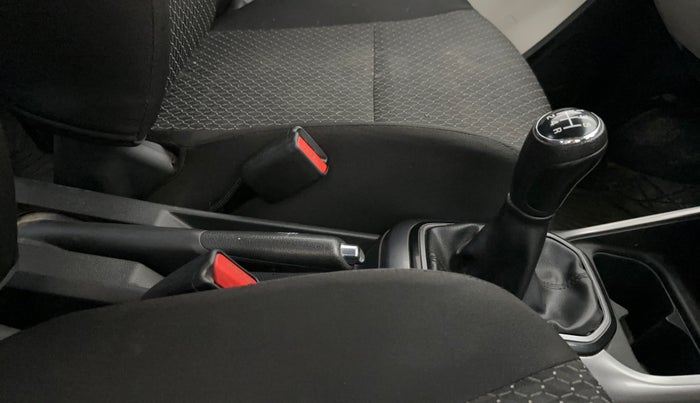 2022 Maruti IGNIS DELTA 1.2, Petrol, Manual, 32,289 km, Gear Lever