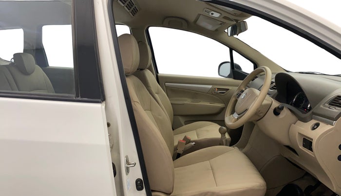 2015 Maruti Ertiga ZXI, Petrol, Manual, 1,08,634 km, Right Side Front Door Cabin