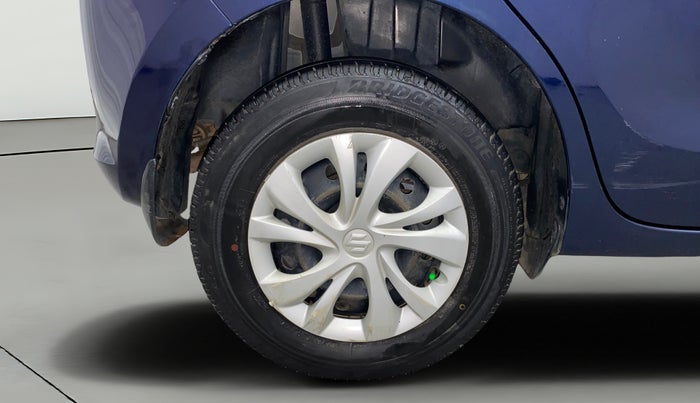 2019 Maruti Swift VXI AMT, Petrol, Automatic, 1,30,885 km, Right Rear Wheel