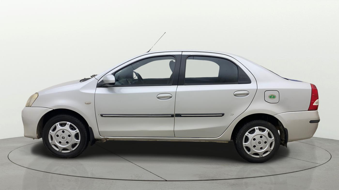 2013 Toyota Etios G, Petrol, Manual, 1,29,839 km, Left Side