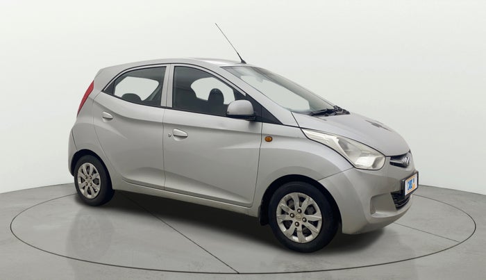 2014 Hyundai Eon SPORTZ, Petrol, Manual, 99,432 km, Right Front Diagonal