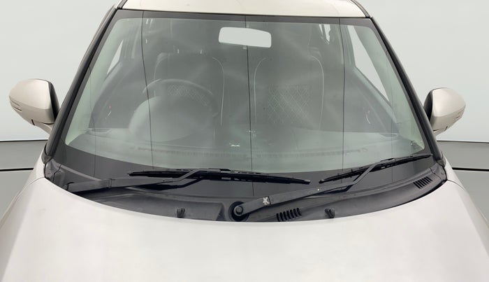 2017 Maruti Swift VXI, Petrol, Manual, 77,282 km, Front Windshield