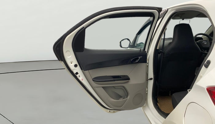 2018 Tata Tiago XT PETROL, Petrol, Manual, 1,41,067 km, LHS Rear Door