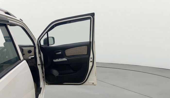 2015 Maruti Wagon R 1.0 VXI, Petrol, Manual, 1,08,880 km, RHS Front Door