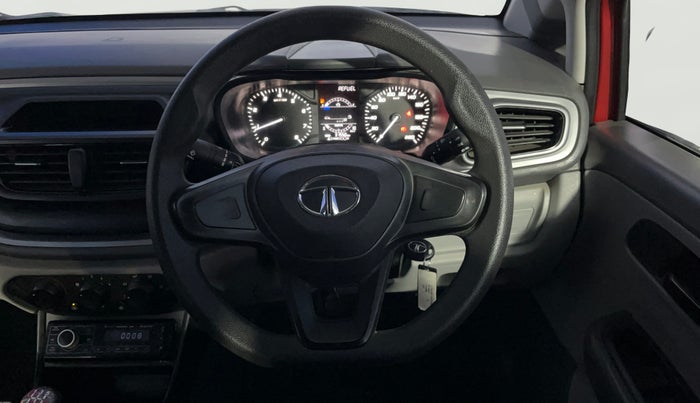 2020 Tata ALTROZ XE PETROL, Petrol, Manual, 31,534 km, Steering Wheel Close Up