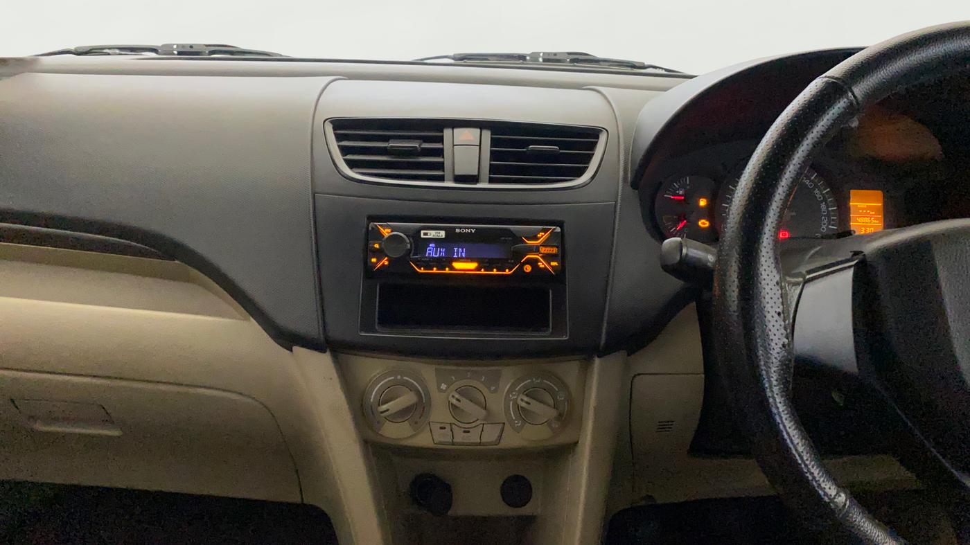 2016 Maruti Swift Dzire LXI (O), Petrol, Manual, 48,853 km, Air Conditioner