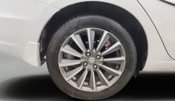 2019 Maruti Ciaz ALPHA  AT 1.5 SHVS PETROL, Petrol, Automatic, 94,150 km, Right Rear Wheel