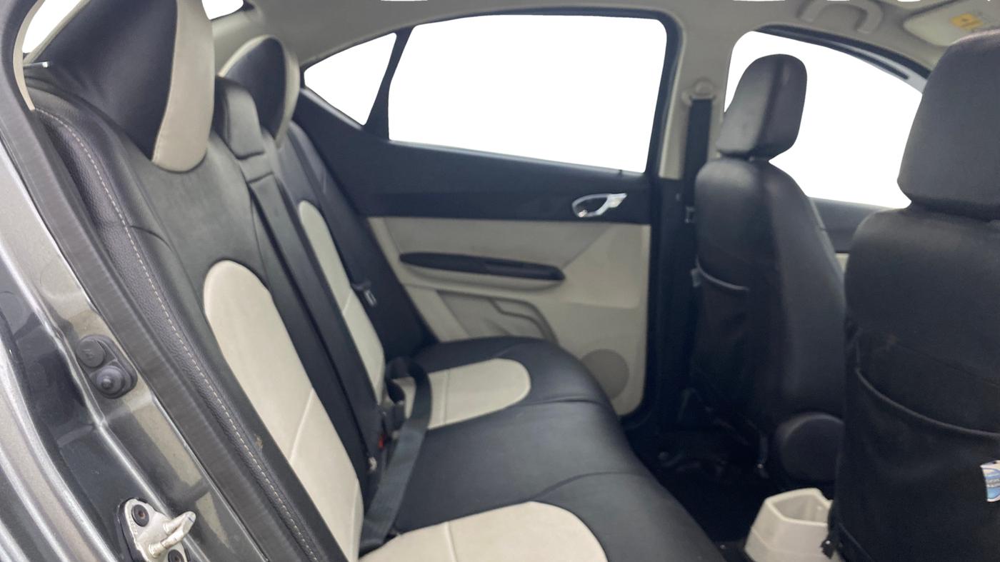 2022 Tata TIGOR XZ PLUS CNG, CNG, Manual, 44,071 km, Right Side Rear Door Cabin