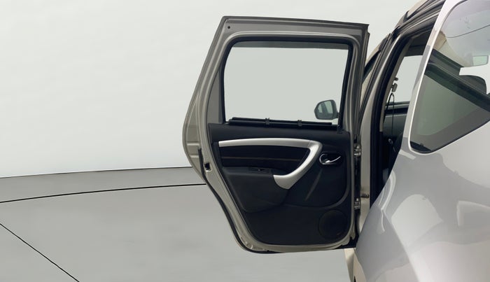 2015 Renault Duster 110 PS RXL DIESEL, Diesel, Manual, 1,04,256 km, LHS Rear Door