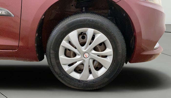 2016 Maruti Swift Dzire VXI, Petrol, Manual, 75,701 km, Right Front Wheel