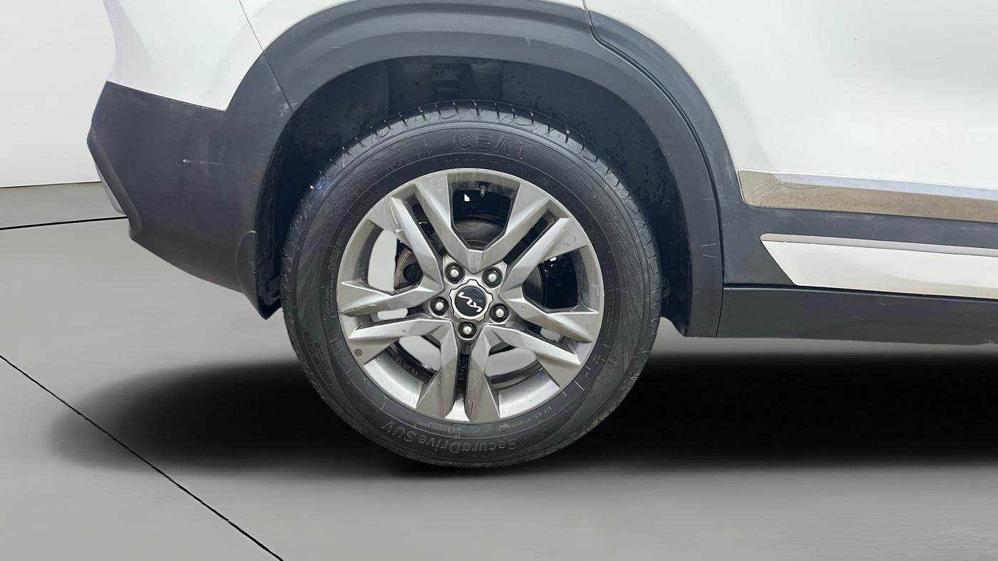 2021 KIA SELTOS HTX 1.5 PETROL, Petrol, Manual, 79,495 km, Right Rear Wheel