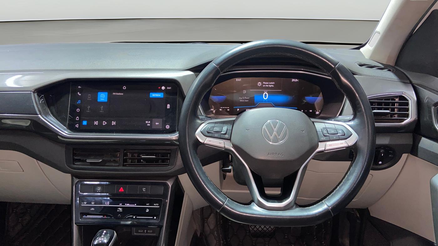 2022 Volkswagen TAIGUN TOPLINE 1.0 TSI AT, Petrol, Automatic, 69,191 km, Steering Wheel Close Up