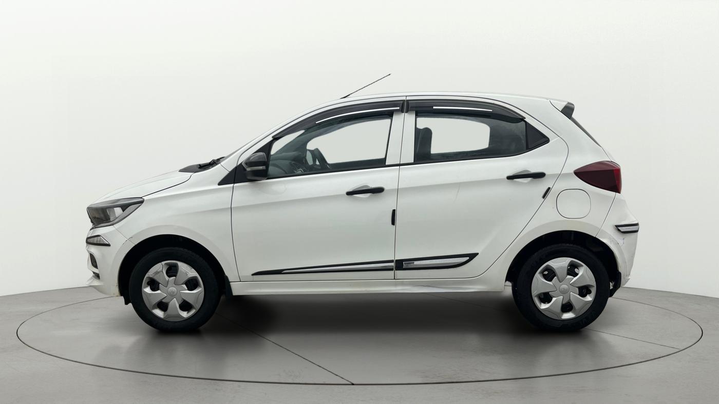 2024 Tata Tiago XM PETROL, Petrol, Manual, 19,986 km, Left Side