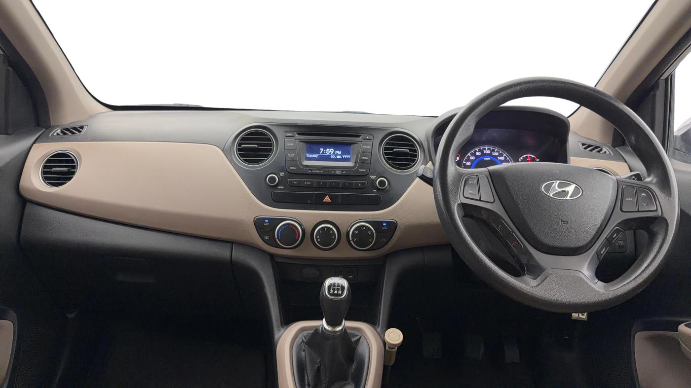 2015 Hyundai Grand i10 SPORTZ 1.2 KAPPA VTVT, Petrol, Manual, 67,049 km, Dashboard