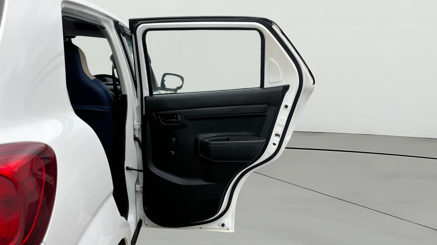 2023 Maruti S PRESSO VXI (O) AMT, Petrol, Automatic, 31,710 km, RHS Rear Door